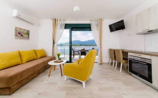 Apartments Mia Krasici