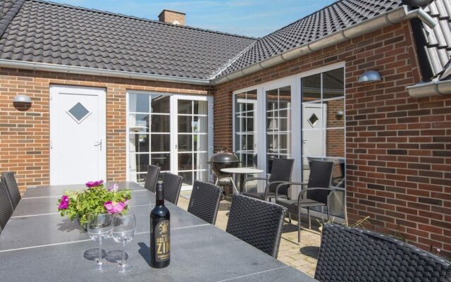 15 Person Holiday Home in Ringkobing