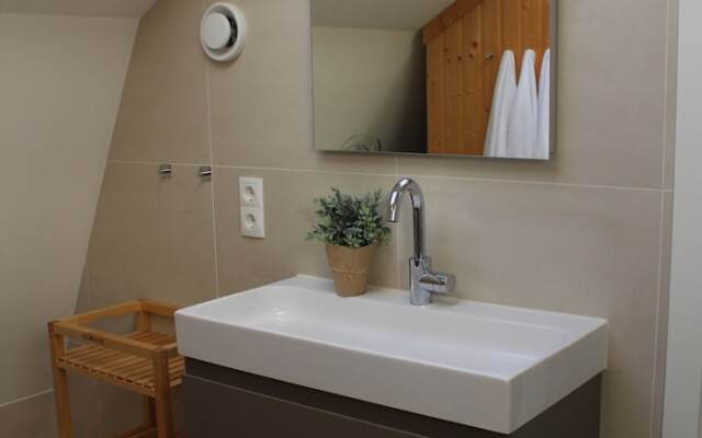 Duinroos Egmond nr 16