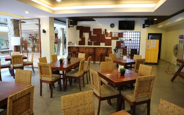 Marianne Hotel