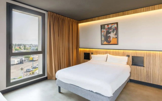 B&B HOTEL Clermont-Ferrand A71/A75 La Méridienne