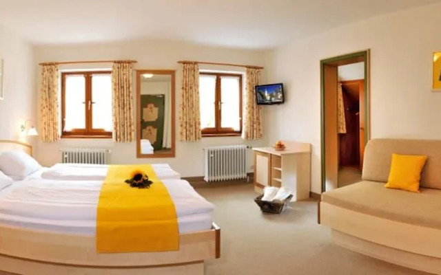 Gästehaus Enzianhof Hotel garni