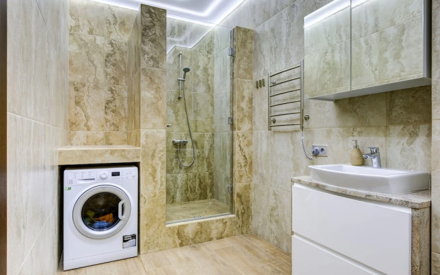 Smolny Park Suite