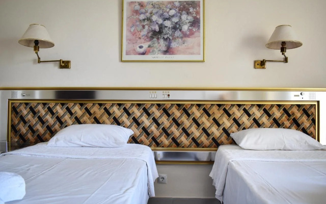 Theoxenia Messolonghi