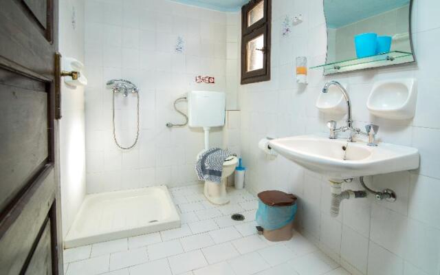 Irilena Apartments Gournes by Checkin