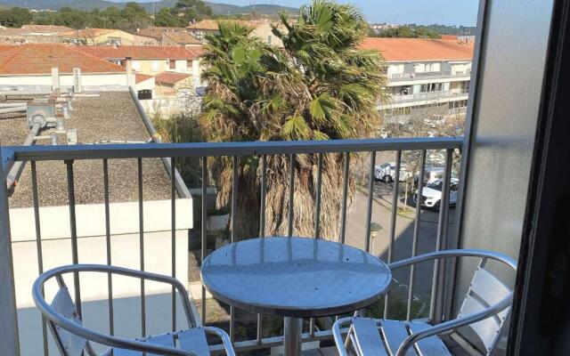 Appartement Balaruc-les-Bains, 1 pièce, 2 personnes - FR-1-553-60