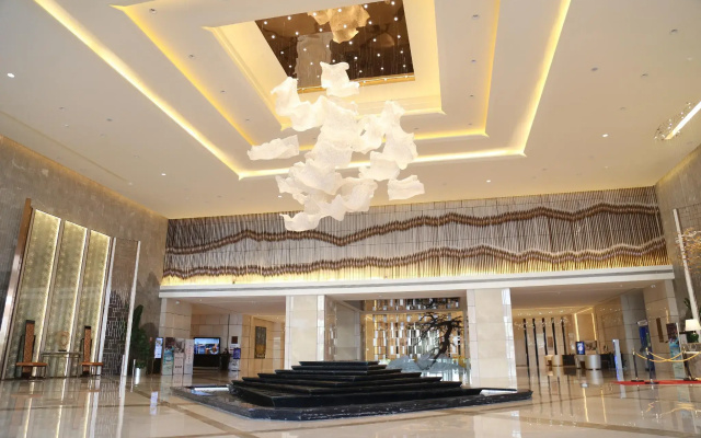 Zhong Ding Cloudshine Grand  Hotel