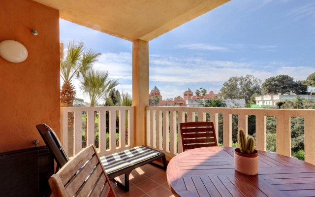 Luxury 2 Bed Apt Freeview Tv Wi