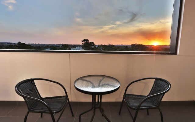 Melbourne Knox Central Apartment Hotel