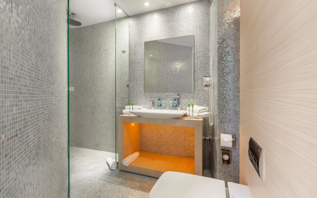 Sound Garden Hotel Airport