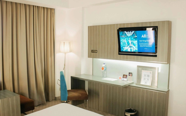 Novotel Bangka Hotel & Convention Centre