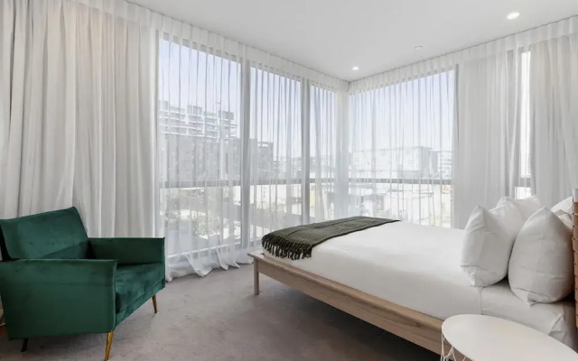 Modern & elegant living Wynyard Quarter