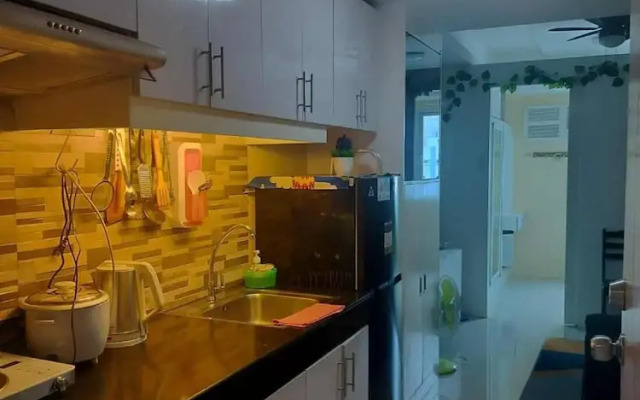 Spacious 1-bedroom Condo in Quezon City With Private Pool