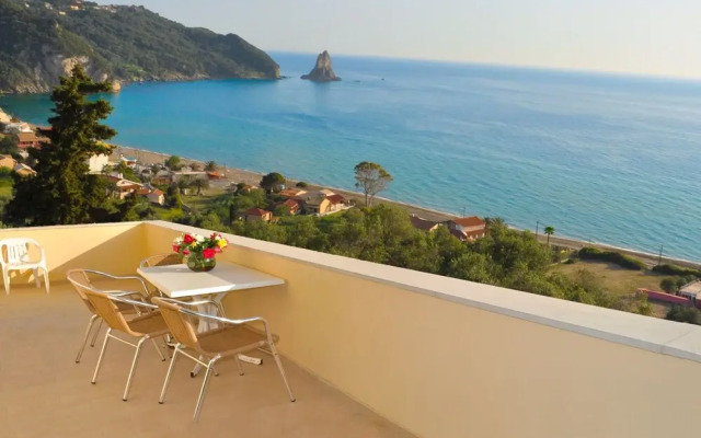 Holiday House With Pool Maria on Agios Gordios Beach