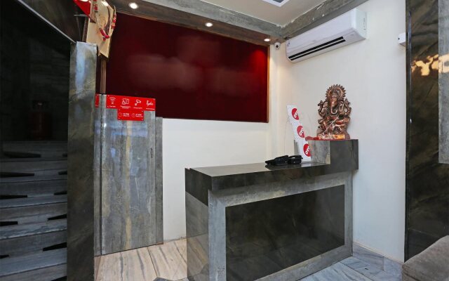 New Shanti Hotel by OYO Rooms