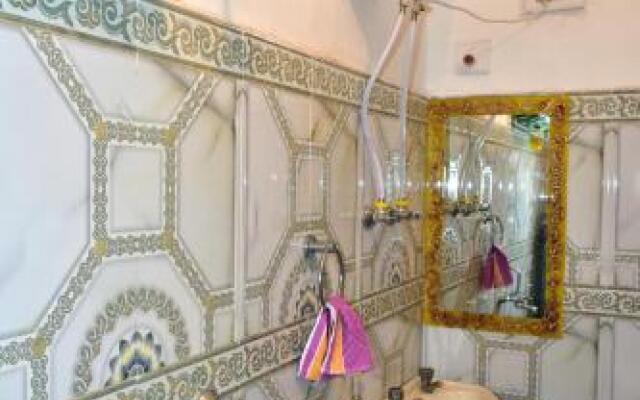 S. K. Guest House (A Complete Home Stay)