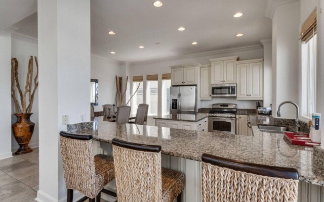 Serenity Shores by Destin Getaways