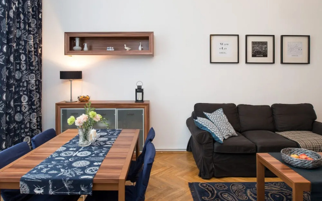 Wawelove Spacious 3 Bedroom Apartment
