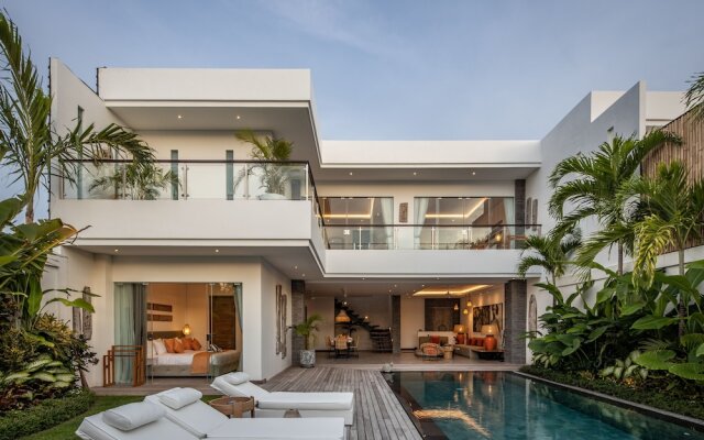 Madura Villa by Betterplace