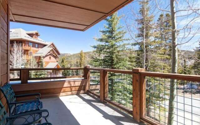 Luxury 3 Bedroom Mountain Vacation Rental in Breckenridge Just Two Blocks From Downtown