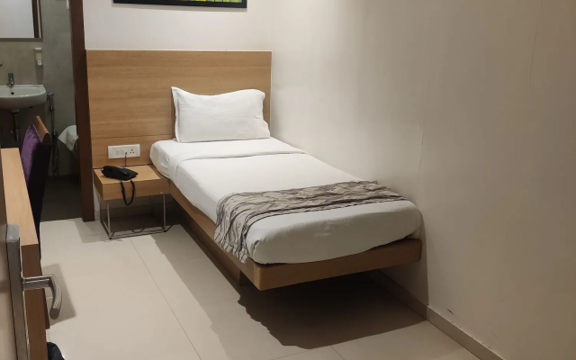 Hotel Leafio Mumbai
