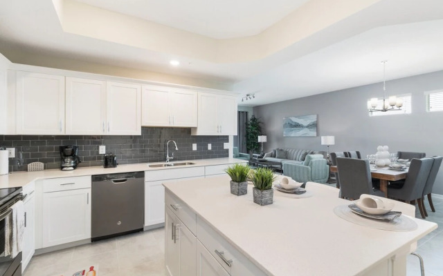 Storey Lake 4751 #308