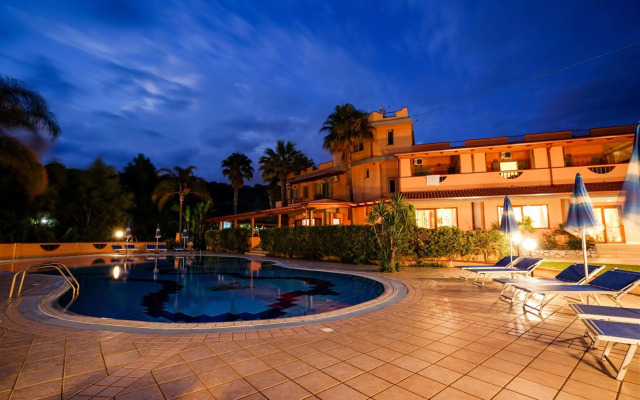 Hotel Villaggio Residence Old River