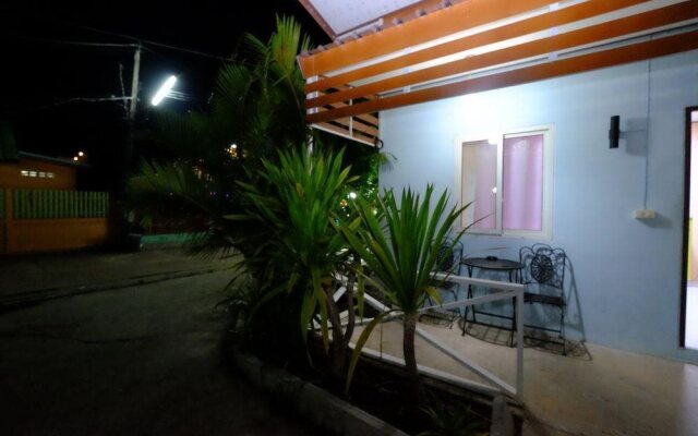Homestay Thararin & Kanokrat