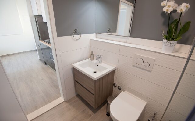 Seaside Luxury Suites