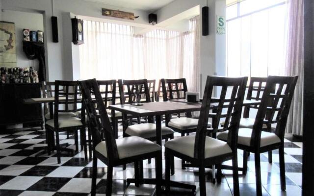 Hostal La Villa Inn