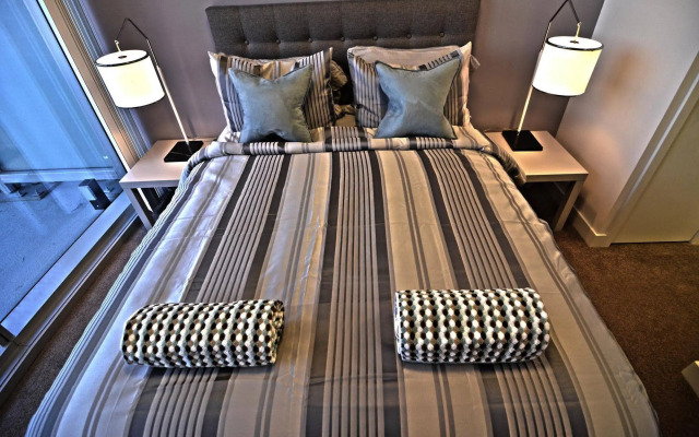 Toronto Escape - Onyx Suite