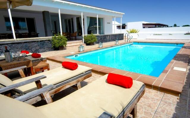 Sama Calero Lvc253701