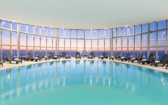 Eurostars Oasis Plaza Hotel