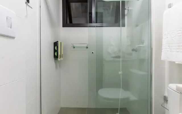 Apto reformado, perto do mar e centrinho JBA104