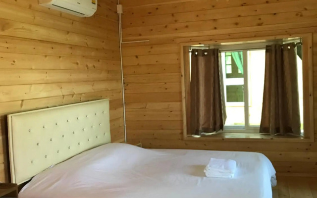 RedDoorz Sripiamsuk Resort Bangkok