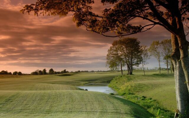Moyvalley Hotel & Golf Resort
