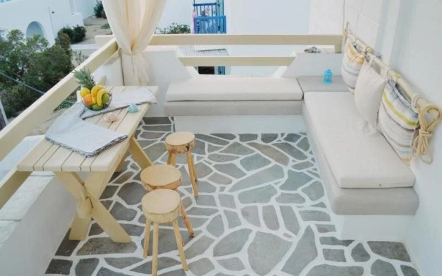 Naxos Edem Studios