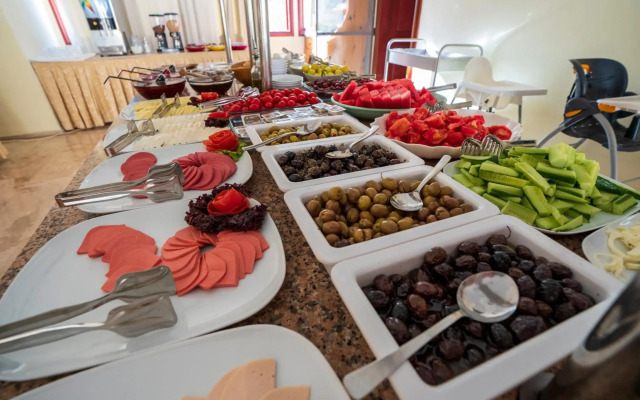 Belcehan Beach Hotel
