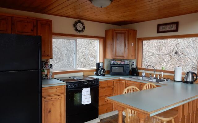 Alaska Adventure Cabins