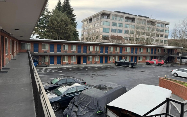 Econo Lodge