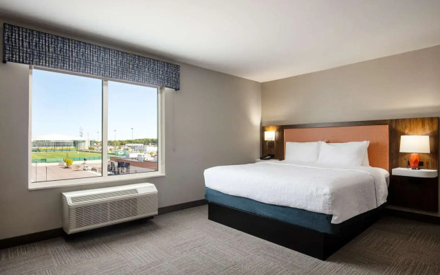 Hampton Inn by Hilton Green Bay Stadium