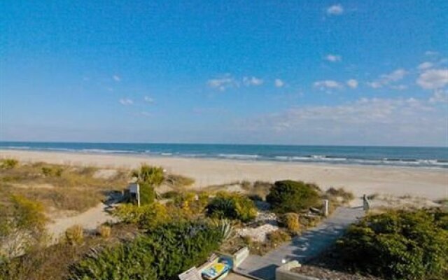 Beachwalk Hotel