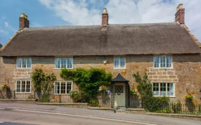 Warren House B&B