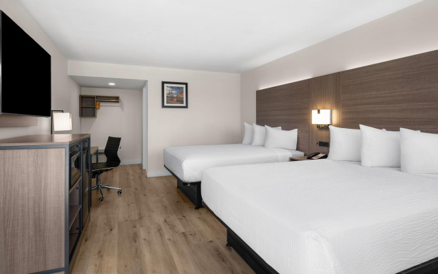 Travelodge by Wyndham Imperial/El Centro