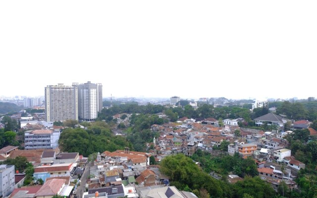 Modern Look 2Br At Apartment Parahyangan Residence