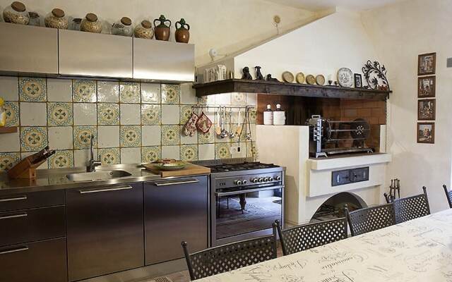 Villa Close to Florence, Hot Tub & Breathtaking View