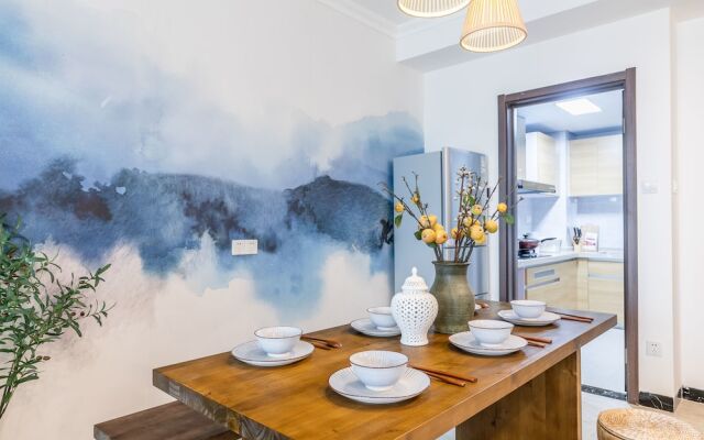 Locals Boutique Apartment Huafa Plaza 26