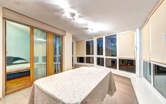 LUX Apartments Shelkovichnaya