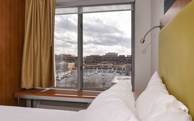 SpringHill Suites Charlotte Ballantyne
