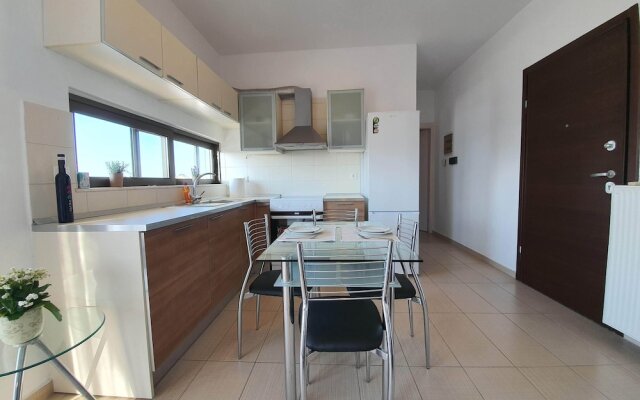 Iriana's Apartment in Center 2